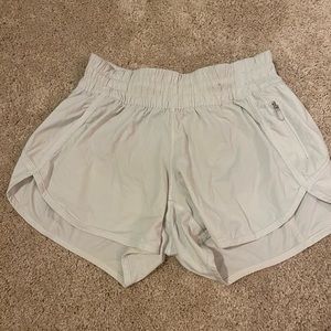 Lulu shorts size 6